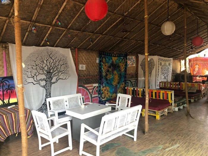 Hippie Hostel Or Goamazing Hostel Anjuna Exterior foto